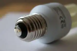 trzonek E27 swietlowka Gwint E27