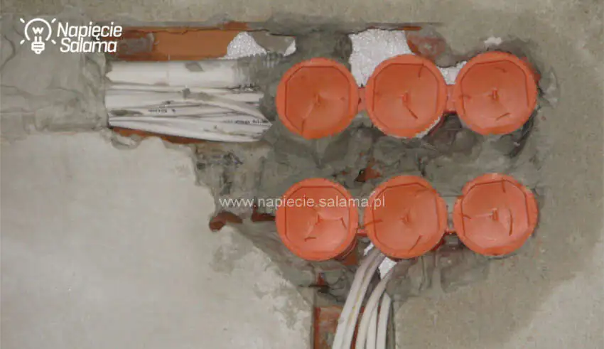 Budowa remont wewnętrznych instalacji elektrycznych
