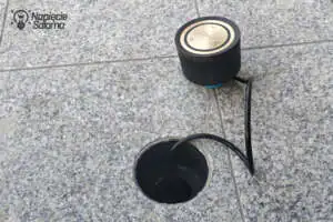 Montaż czujnika DEVIreg 850 System przeciwoblodzeniowy - montaż czujnika gruntowego